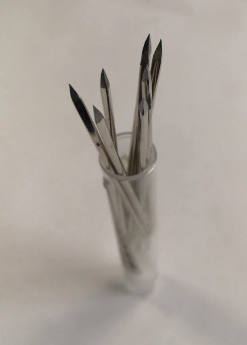 Leather Stitching Needles, Stainless Steel, Triangular Shaped Pin, 4 Different Sizes - Image 3