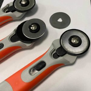 45mm Circular Rotary Cutter Craft Knife Cutting Tool, to Cut Leather, Paper and Fabric