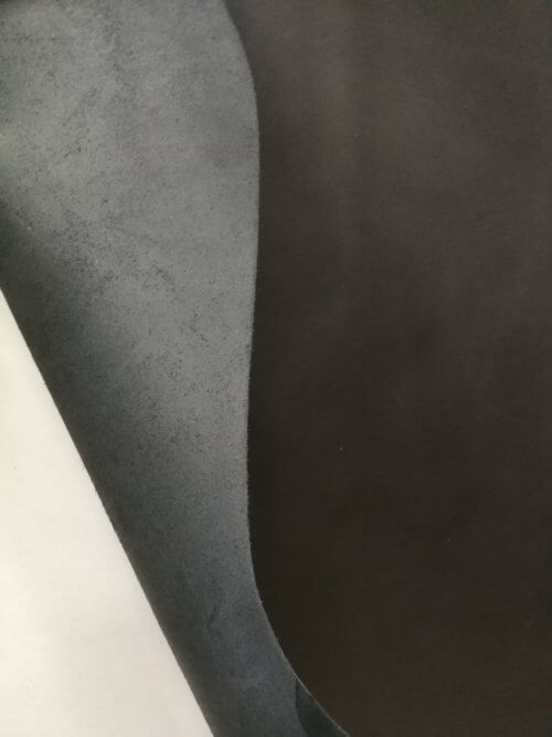 Galanterinė oda - juoda, standi, lygi, 1,5mm, 88x70 - Image 4
