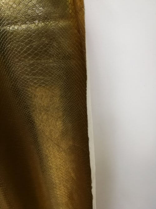 Galanterinė oda - auksinė, gyvatės rašto, 1mm, 150x110 - Image 3