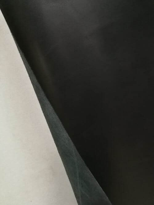 Galanterinė/avalyninė oda - juoda, Nappa, 1,2mm, 127x100 - Image 4