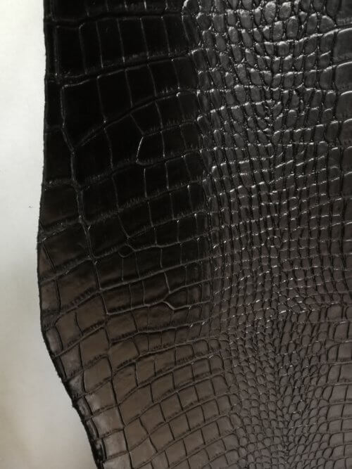 Diržinė oda - juoda, kroko imitacija, augalin.raug. 3mm, 157dm2 - Image 2