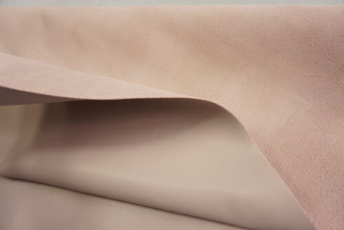 Galanterinė oda - smėlio/rožinė, minkšta, 1,2mm, 102x90 - Image 4