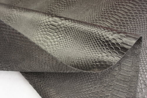 Galanterinė oda - gyvatės rašto, juoda, minkšta, 0,9mm, 110x90 - Image 4