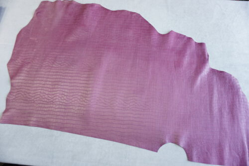 Galanterinė oda - kroko imitacija, alyvinė, minkšta, 1mm, 123x70 - Image 4