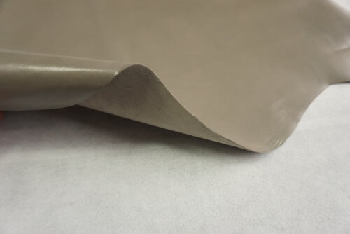 Galanterinė oda - cappuccino sp., vidut. minkštumo, 0,5mm, 51x43 - Image 4