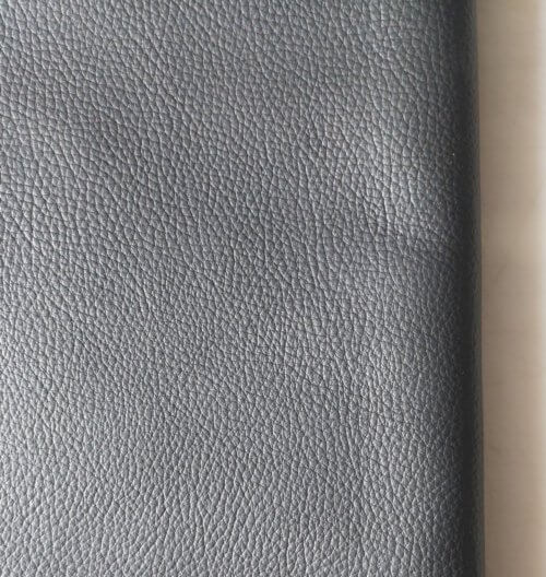 Baldinė oda - ,,semi-aniline“, juoda, stambios faktūros, 1,5mm, 412dm2 - Image 3