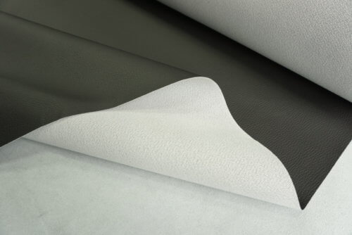Dirbtinė oda "Opel" - juoda, stambesnės faktūros, 1,2mm - Image 3