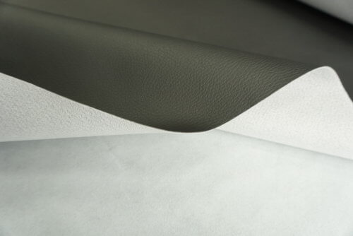 Dirbtinė oda "Opel" - juoda, stambesnės faktūros, 1,2mm - Image 4