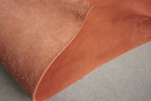 Galanterinė oda - persikinė, vidut. minkštumo, 1,3-1,4mm, 90x70 - Image 3