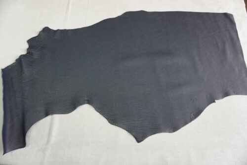 Galanterinė oda - mėlyna, fakt., minkšta, 2,5mm, 121x54 - Image 2