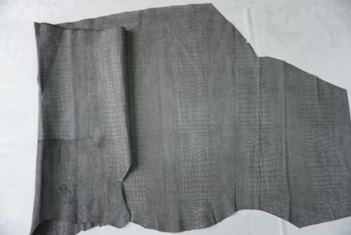 Galanterinė oda - kroko imitacija, pilka, matinė, minkšta, 1,1mm, 180x72 - Image 2