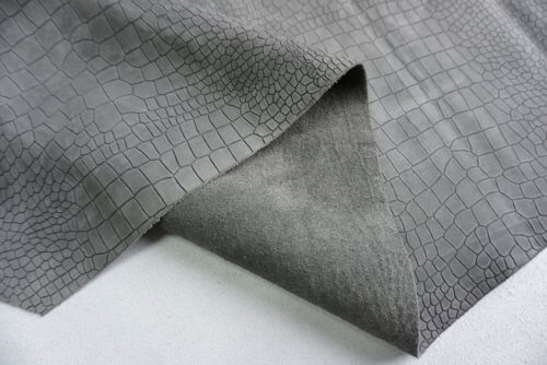 Galanterinė oda - kroko imitacija, pilka, matinė, minkšta, 1,1mm, 180x72 - Image 3