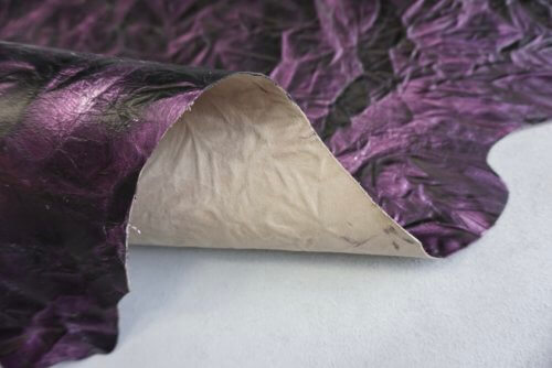 Galanterinė oda - dekoruota, violetinė, vidut. kietumo, 0,8mm, 57x48 - Image 3