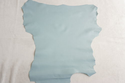 Drabužinė/galanterinė oda - žydra, vidut. minkštumo, 0,8mm, 67x60 - Image 2