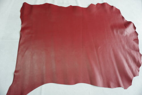 Galanterinė oda - raudona, minkšta, 0,9mm, 85x69 - Image 2