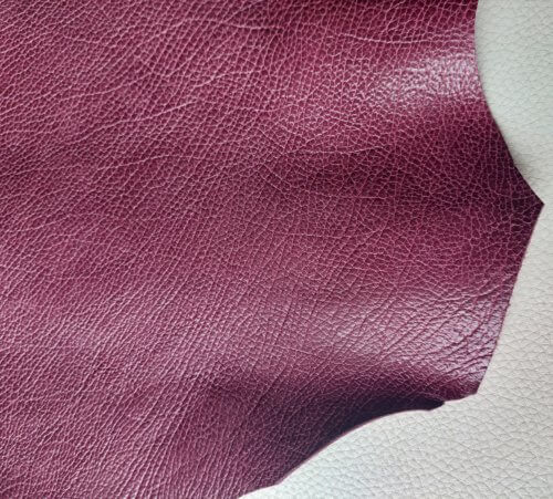Drabužinė oda - violetinė, natūralaus "veido", minkšta, 1,3mm, 73x55 - Image 4