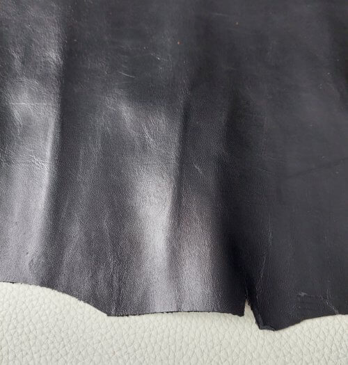 Galanterinė/drabužinė oda - intensyviai juoda, minkšta, 0,6mm, 60x50 - Image 4