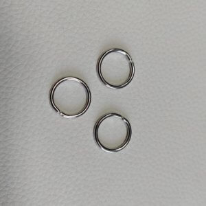 Žiedelis - Italija, 16mm, apvalus, plonas, 4 galimos spalvos