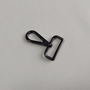 Karabinas - Italija, 40mm, storesni, 3 galimos spalvos