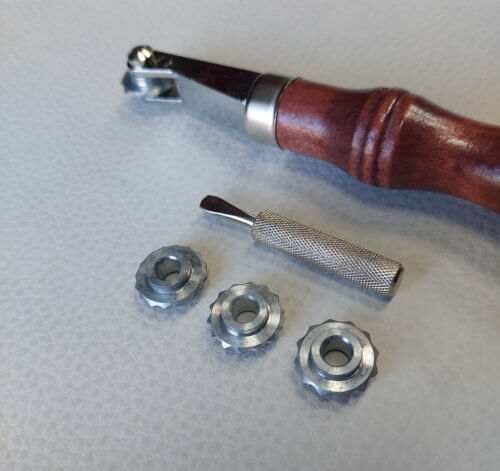 Overstitch Wheel, Leathercraft Hand Sewing Too,l Stitching Marker, Leather Overstitch Spacer, with 4pc Cogs - Image 2