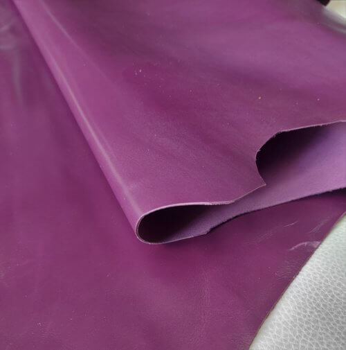Haberdashery leather - Violet, plain, shiny, medium hardness, 0,9mm, 94dm2 - Image 2