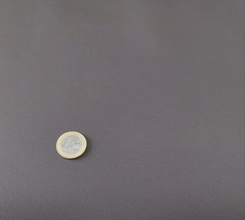 Dirbtinė automobilinė oda - Tamsiai ruda, smulkios faktūros, 1,1mm - Image 2