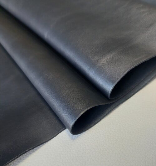 Haberdashery/Shoes leather - Black, medium hardness, 1,4mm, 132dm2 (Kopija) - Image 2