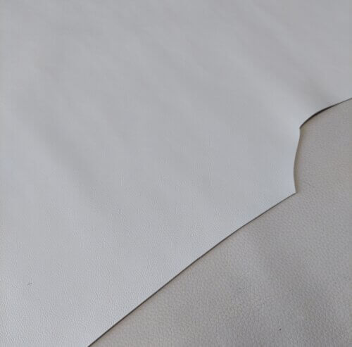 Galanterinė oda - Balta, smulkios faktūros, minkšta, 1,3mm, 160x75cm - Image 3