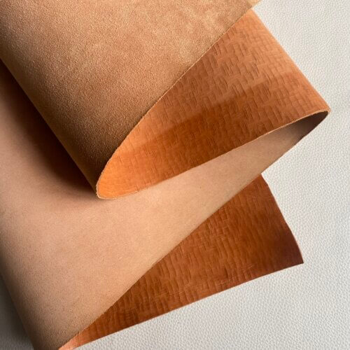 Leather for belt - vegetable tanned, bit rigid, decorated-"cut" surface, 3mm, 152dm2 - Image 3