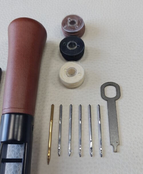 Leathercraft Stitching Tool, 6 Needles Leather Sewing Machine Awl for All Kit with 6 Piece Straight Needles, to Sew and Repair Leather - Image 4