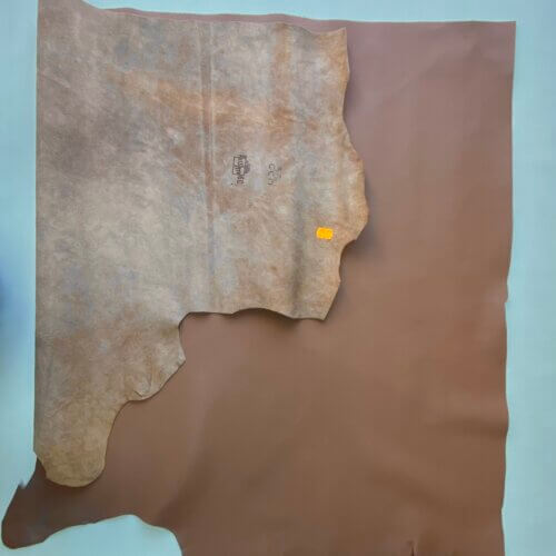 Automotive leather - very high quality, intense brown, textured, 1,2-1,4mm - Image 3