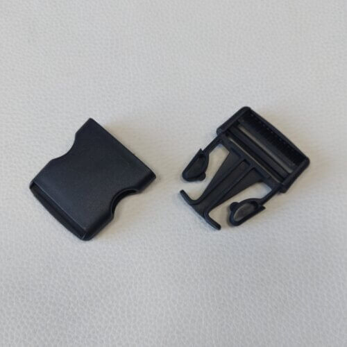 Plastikinė sagtis - Italija, juodos matinės spalvos, 40mm - Image 2