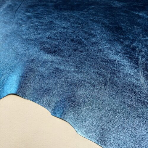 Haberdashery/clothing leather - Blue, shiny, soft, 0,7mm, 110x75cm - Image 4