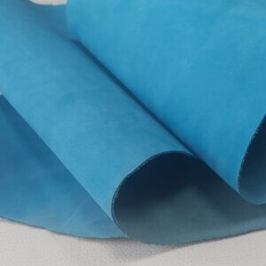 Vegetable tanned leather - Light blue, "Nubuck" medium rigid, "Polos" 1,8mm, 150x35cm