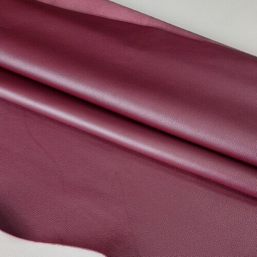 Haberdashery/upholstery leather "Rinaldi" – Burgundy, small texture, soft, 1,6-1,8mm, 198dm2 - Image 2