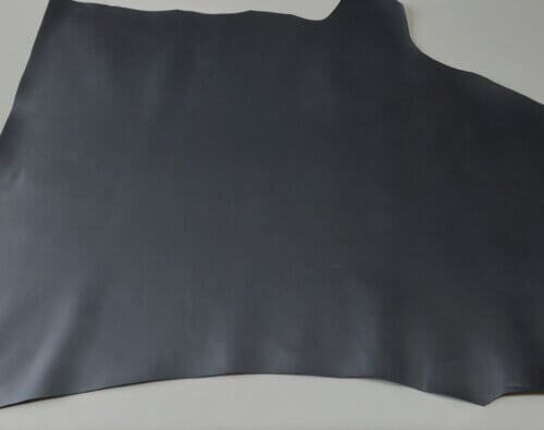 Haberdashery/upholstery leather – Black, smooth, medium rigid, 1,2-1,4mm, 105x100cm - Image 4