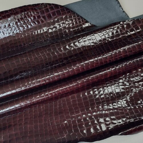 Haberdashery/upholstery leather - Dark bordeaux, croco print, varnished 1,3 - Image 2