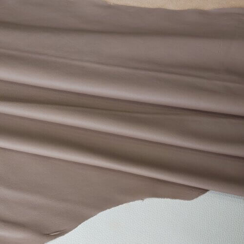 Automobilinė oda - Cappuccino spalva, smulki faktūra, minkšta, 1,1-1,2mm, 220x95cm - Image 2