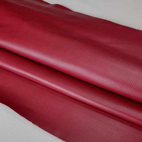 Natūrali oda - Raudona, perforuota MK3, minkšta, blizgi, 1,3mm, 115x100cm - Image 2