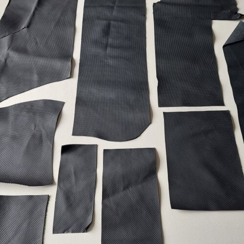 Scraps (automotive leather, semi perforated R-1 MIX) 1kg - Nr.4995 - Image 4